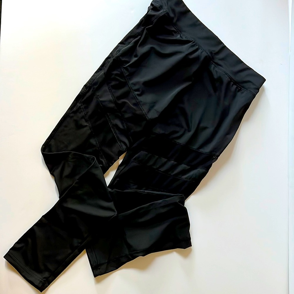 Black leggings